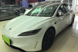 特斯拉 Model 3 2024款 高性能全轮驱动版