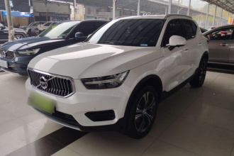沃尔沃XC40 2022款 T4 四驱智远豪华版