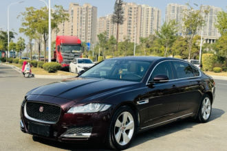 捷豹XFL 2018款 XFL 2.0T 200PS 精英版