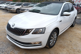 斯柯达 明锐 2020款 1.5L 自动智行豪华版