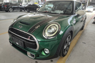 MINI 2019款 2.0T COOPER S 经典派