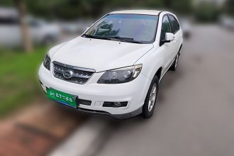比亚迪S6 2014款 2.0L 手动豪华型 5座