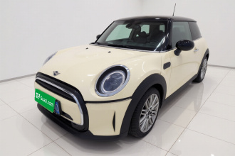 MINI 2022款 改款 1.5T COOPER 经典派
