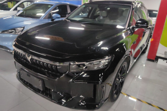 岚图汽车 岚图FREE 2025款 318 259km 四驱探索版