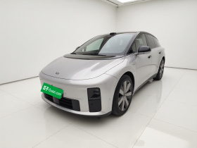 理想汽车 理想i6 2025款 四驱标准版