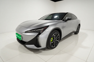 ARCFOX极狐 极狐 阿尔法S5 2025款 改款 560MAX 185kW