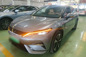 比亚迪 宋L EV 2024款 662km 卓越型