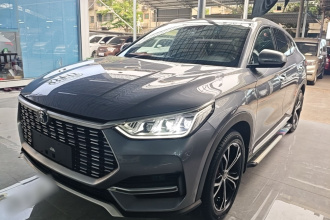 比亚迪 宋PLUS 2020款 1.5T 自动旗舰型
