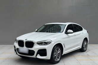 宝马X4 2021款 改款 xDrive 25i M运动套装