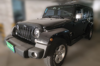 Jeep 牧马人 2014款 2.8TD Sahara 四门版