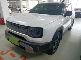 北京越野 北京BJ30 2024款 1.5T 魔核电驱进阶版