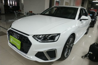 奥迪A4L 2020款 40 TFSI quattro 豪华动感型