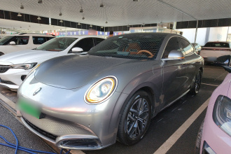 欧拉闪电猫 2022款 555km 尊贵版