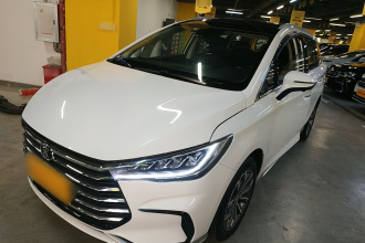 比亚迪 宋MAX 2021款 升级版 1.5T 自动尊贵型 6座