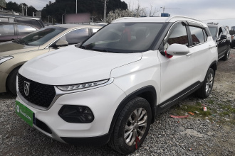 宝骏510 2019款 1.5L 手动乐享型77kW 国VI