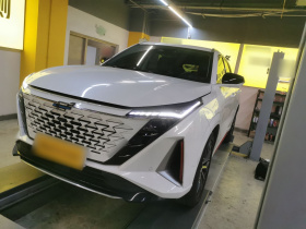 长安欧尚Z6 2023款 蓝鲸 1.5T DCT智领型