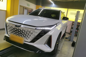 长安欧尚Z6 2023款 蓝鲸 1.5T DCT智领型