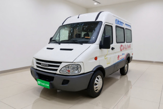 依维柯褒迪 2013款 2.8T-A32 全能版