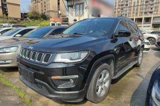 Jeep 指南者 2017款 200T 自动家享版