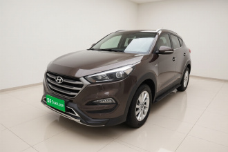 现代 途胜 2015款 1.6T 双离合两驱智能型