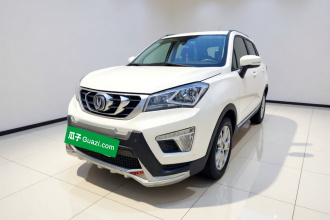 长安CS15 2016款 1.5L 手动时尚版