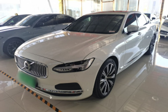 沃尔沃S90 2024款 B5 智远豪华版