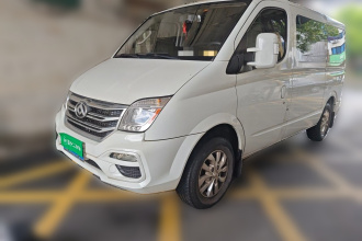 上汽大通MAXUS 新途V80 2020款 2.0T 手动PLUS城市版短轴超低顶5/6座