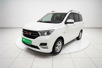 五菱汽车 五菱宏光 2021款 改款 1.5L S舒适型 液压助力LAR