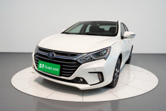 比亚迪 秦新能源 2018款 1.5T 智联尊贵型