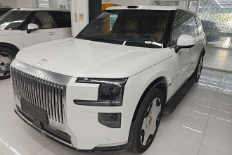 极氪9X 2025款 Ultra版 70kWh 六座
