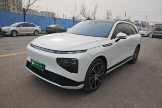 小鹏G9 2022款 702 Pro