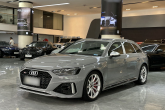 奥迪RS 4 2023款  RS4 Avant 常规版