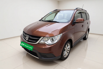 宝骏730 2014款 1.5L 手动标准型 5座