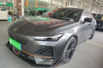 长安UNI-V 2022款 1.5T 运动版