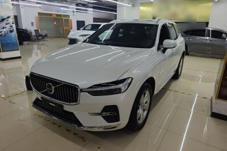 沃尔沃XC60 2022款 B5 四驱智逸豪华版