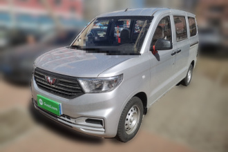 五菱汽车 五菱宏光V 2022款 1.5L劲取版电动助力LAR