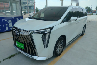 广汽传祺 传祺M8 2023款 宗师系列 双擎 至尊版