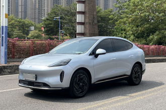 昊铂HT 2023款 670 后驱特高压版