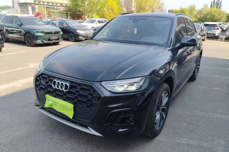 奥迪Q5L 2023款 40T 豪华动感型