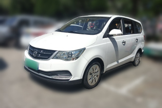 宝骏730 2019款 1.5L 手动超值型 7座 国VI
