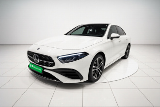 奔驰A级 2023款 A 200 L 动感型