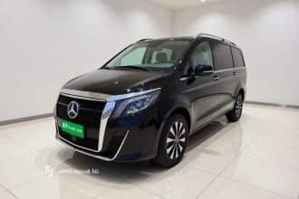 奔驰 威霆 2023款 2.0T 精英版 7座