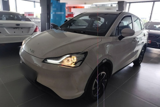 哪吒汽车 哪吒V 2021款 长续航娱乐版升级型