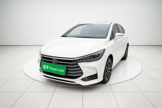 比亚迪 宋MAX 2017款 1.5T 手动智联豪华型 7座