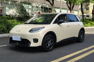 埃安 AION UT 2025款 330星辉版