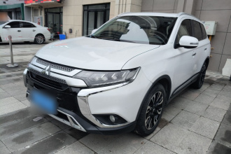 三菱 欧蓝德 2019款 2.4L 四驱致享版 5座 国V