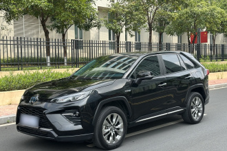 丰田 威兰达 2021款 双擎 2.5L E-CVT两驱豪华版