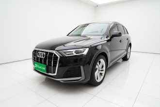 奥迪Q7 2022款 45 TFSI quattro S line豪华型