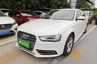 奥迪A4L 2016款 30 TFSI 典藏版 自动舒适型