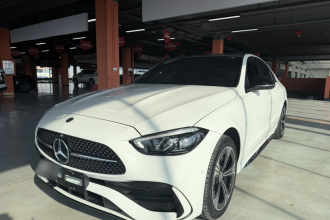 奔驰C级 2022款 改款 C 260 L 皓夜运动版